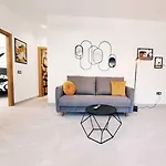 Gibralfaro Apolo Aparthotel