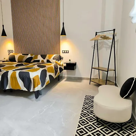 מלון דירות Gibralfaro Apolo טורמולינוס