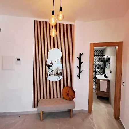 Gibralfaro Apolo 3* טורמולינוס