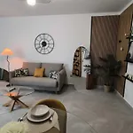Apart-hotel Gibralfaro Apolo