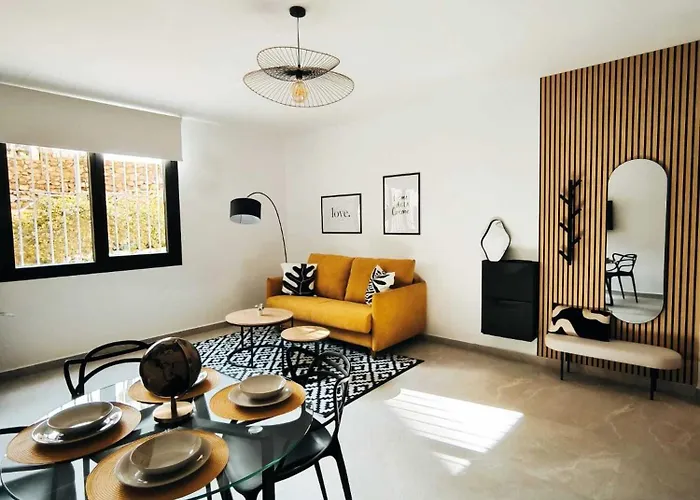 Gibralfaro Apolo Апарт-отель