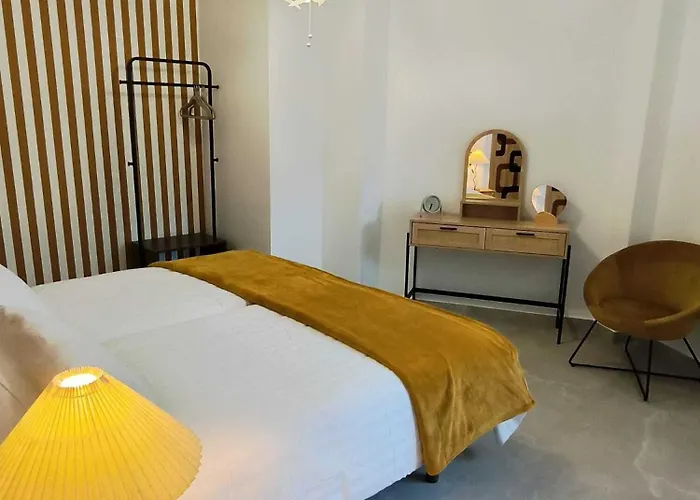 Gibralfaro Apolo Апарт-отель