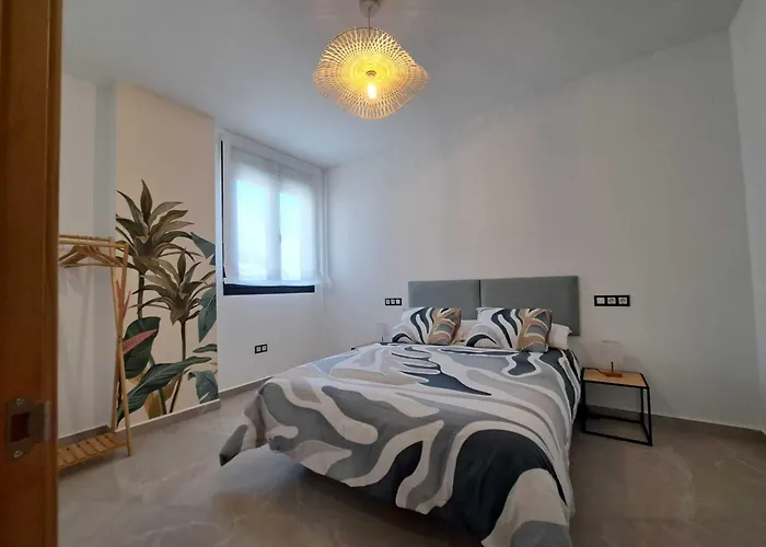 Gibralfaro Apolo Торремолинос