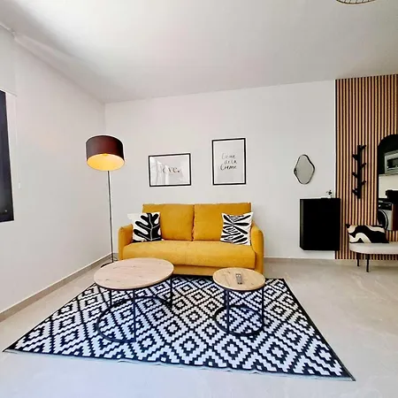 Aparthotel Gibralfaro Apolo *
