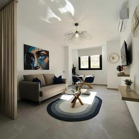 Hotel apartamentowy Gibralfaro Apolo 3*