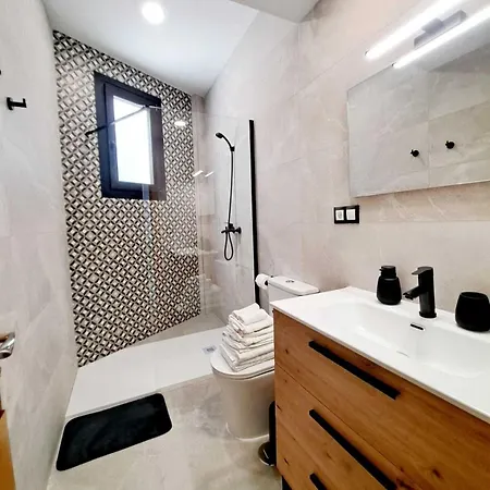 Hotel apartamentowy Gibralfaro Apolo 3*